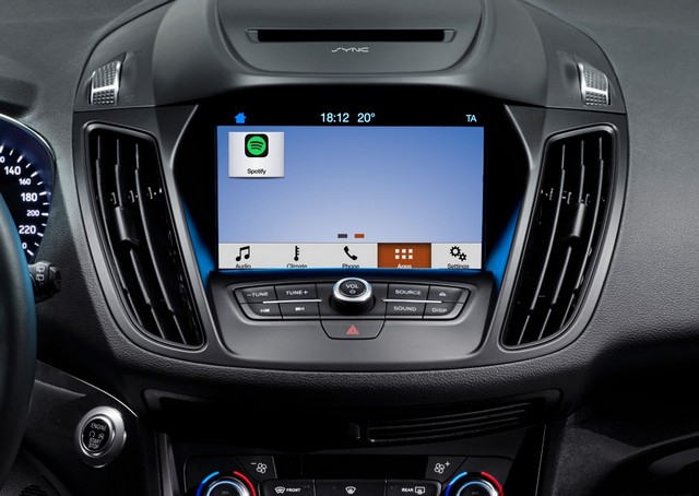 SYNC 3 arrive en Europe pour rendre l’expérience client plus connectée que jamais  984644Ford2016KugaMCASync3Apps15