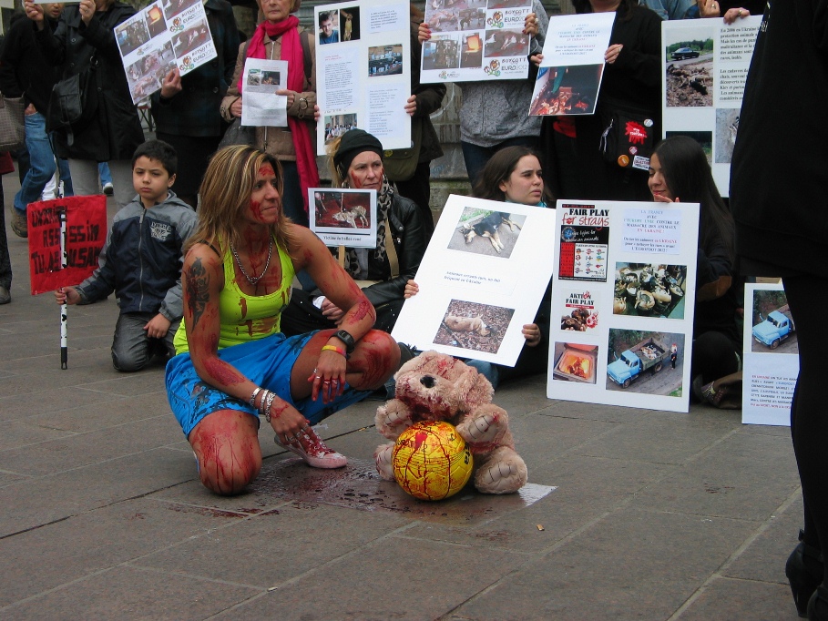 09 - Manifestation contre le massacre des animaux en Ukraine - 31 mars 2012 985813IMG8371