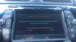 Mise à jour GPS KIA CEE'D II PREMIUM à la sortie d'usine ou à la livraison? Comment procéder pour la faire?  Mini_119630492