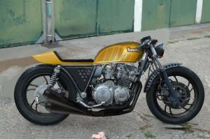  XJ 400 en Cafe Racer et/ou Brat Style Mini_162230XJ750benkor20100106