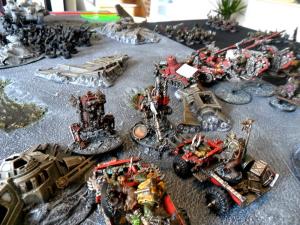 Un rapport de bataille Orky: Orks versus Orks Mini_179429Tour2minus011