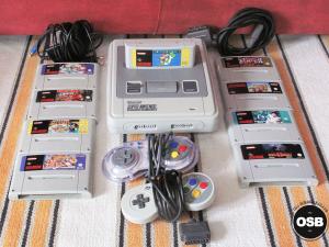 Besoin d'un petit coup de mains, estim' Nintendo Mini_265357LotSuperNintendo