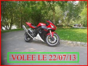 R1 Rouge Volé !!!!!! Mini_3407991078852407612712678502630096253o