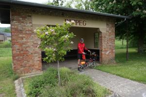 Balade de l'Arbre de mai (quater) : Luxembourg à Aachen par les Pistes cyclables et la Vennbahn [mai 2015] saison 10 •Bƒ - Page 2 Mini_348017Arbremai18