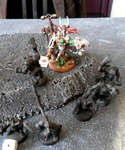 Un rapport de bataille Orky: Orks versus Orks Mini_516428Tour3litrik012