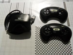 [EST] Console Megadrive + Manette infrarouge + adaptateur Jap + jeux Mini_6162091003290