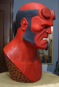 Hellboy buste ( life size) - Page 3 Mini_809340HB2