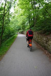 Balade de l'Arbre de mai (quater) : Luxembourg à Aachen par les Pistes cyclables et la Vennbahn [mai 2015] saison 10 •Bƒ - Page 2 Mini_919307Arbremai5