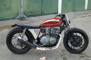  XJ 400 en Cafe Racer et/ou Brat Style Mini_95806620110924design