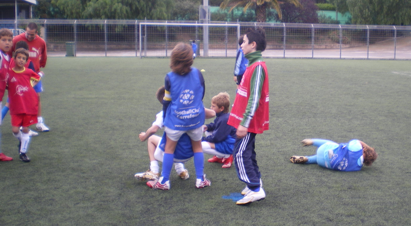 PHOTOS DU STAGE DE FOOT AU SO  CASSIS-CARNOUX !!!!!!! 672827IMGP3465