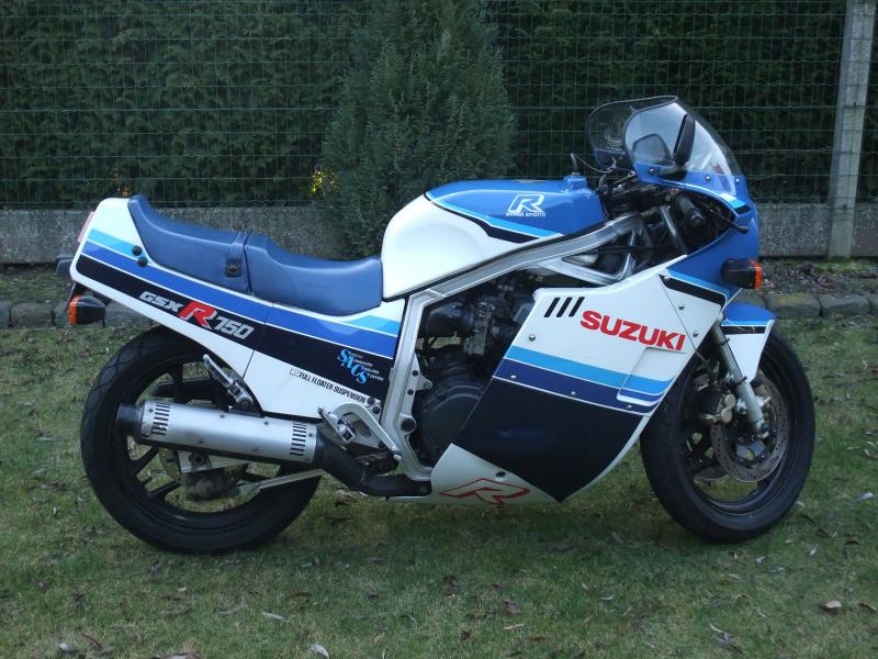 Mon 750R de 85 777950Suzuki_750_GSXR_003