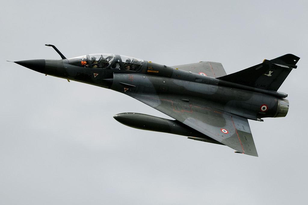 MNA BA 702 - Avord 2016 - Page 2 124279Mirage2000n374125bs