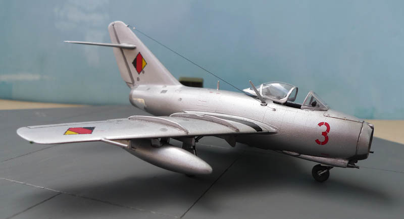 [VINTAGE 2012] - Mig 15 Est allemand - KP. 133566Mig1542