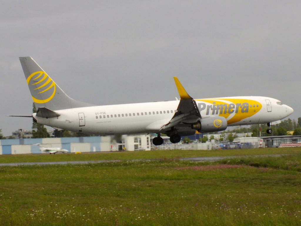 [27/04/2014] Boeing 737-800 (OY-PSE) Primera Air 135027Avriln10088