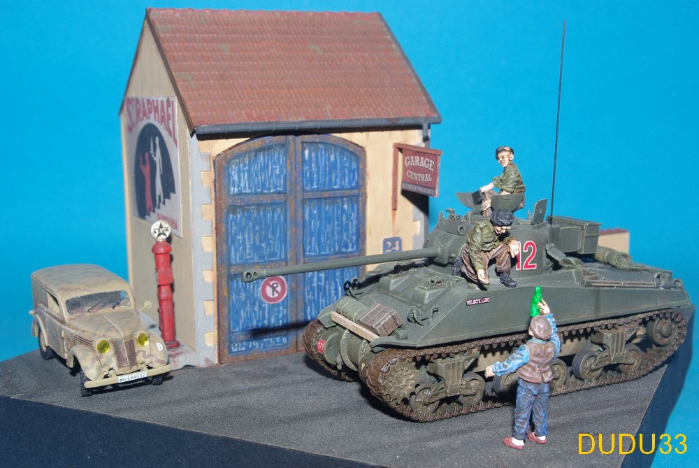 Sherman Firefly Vc - Dragon 1/72 - Normandie Juillet 1944 137890IMGP0483R