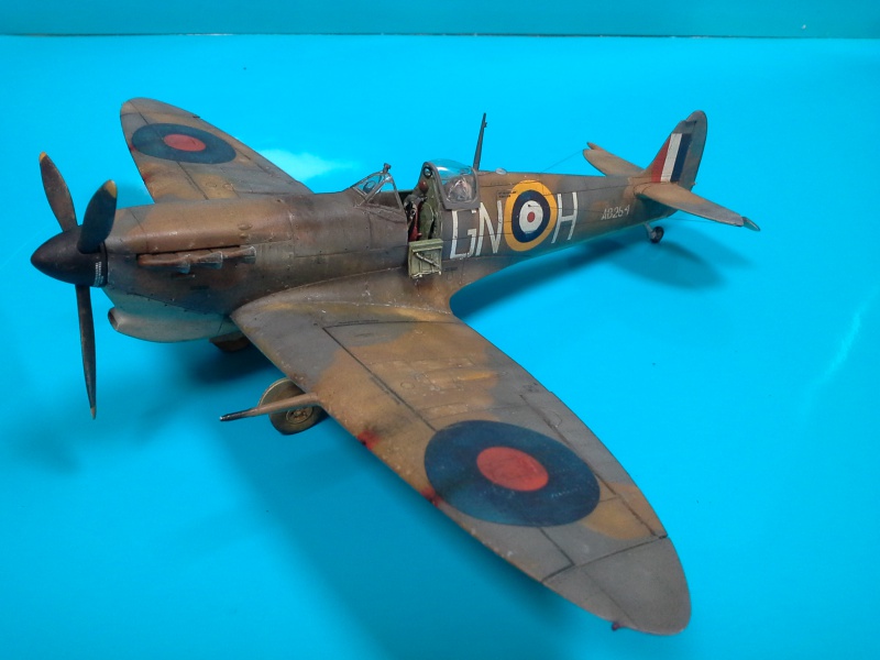 SPITFIRE  VB  AIRFIX 1/48  13939220141008184113