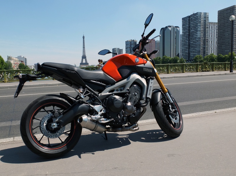 PLAQUE - Photos de toutes les Yamaha MT-09 du forum ! :) 143150YYam1