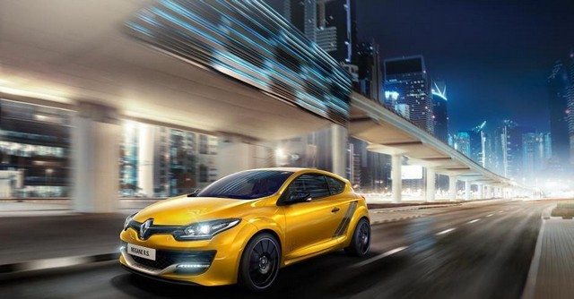 Nouvelle Mégane R.S. 275 Trophy : puissance et exclusivité 144714NouvelleMganeR8