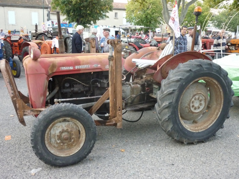 Défilé des vieux tracteurs 164729SENAS5Oct2014055