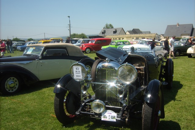 4ème festival vehicules anciens (landelles et coupigny 2009) 172493Jun02492