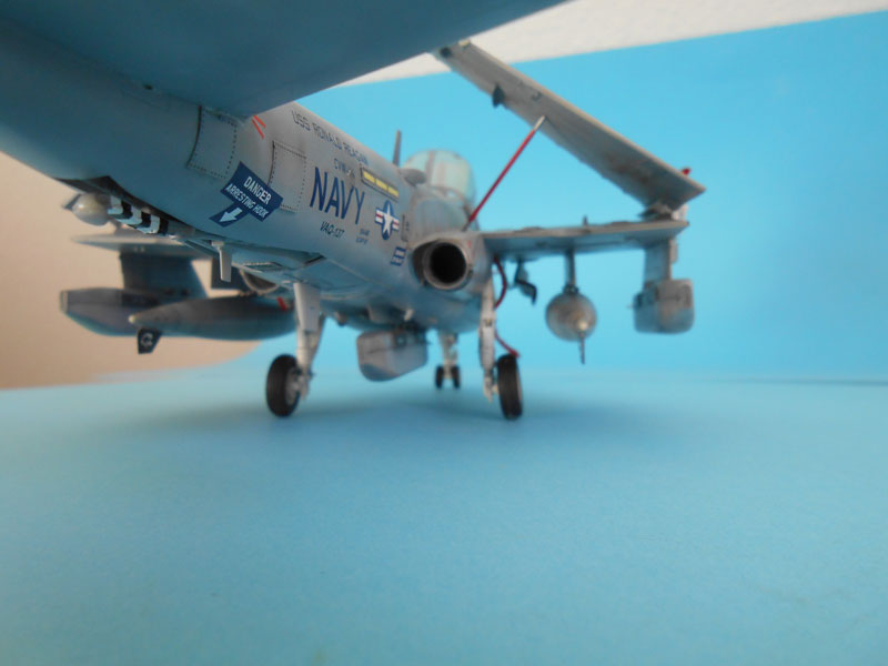 EA6B Prowler 1/48 KINETIC 184855b10