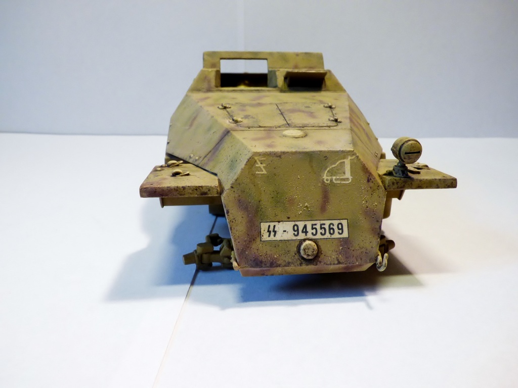 SdkFz 251 / 9  Tamiya / AFV - Page 2 187177P1070170Copier