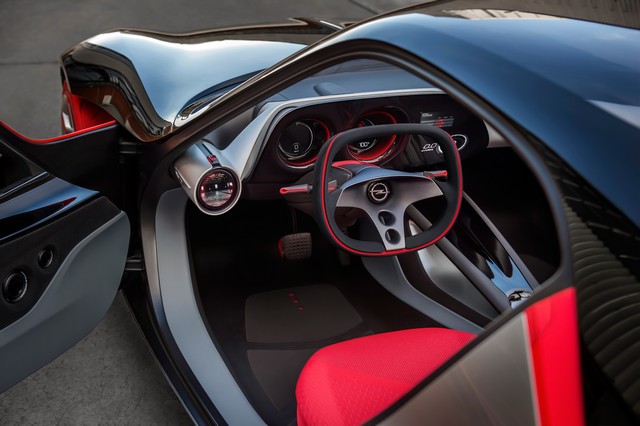  Symphonie du nouveau monde : l’intérieur futuriste de l’Opel GT Concept 197382OpelGTConcept299441