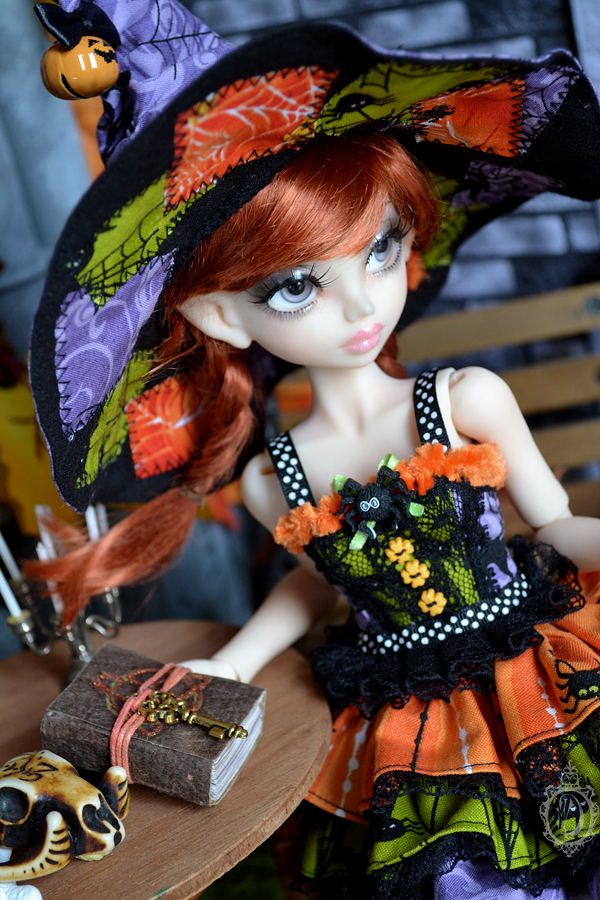 MYSTIC DOLLS de Eglantine 213354Ldoll5LysriaPumpkin05