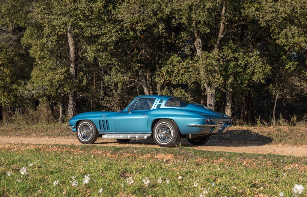 Corvette C2 bleue Nassau. Photos et histoires de la C2.. - Page 15 215881DSC2941