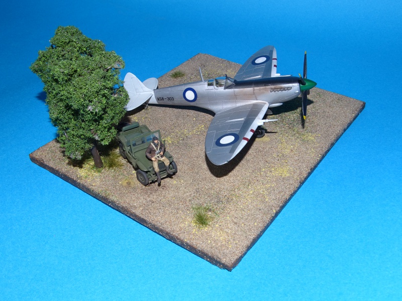 Spitfire Mk VIII RAAF (AZ Model 1/72) 235048DSC00903