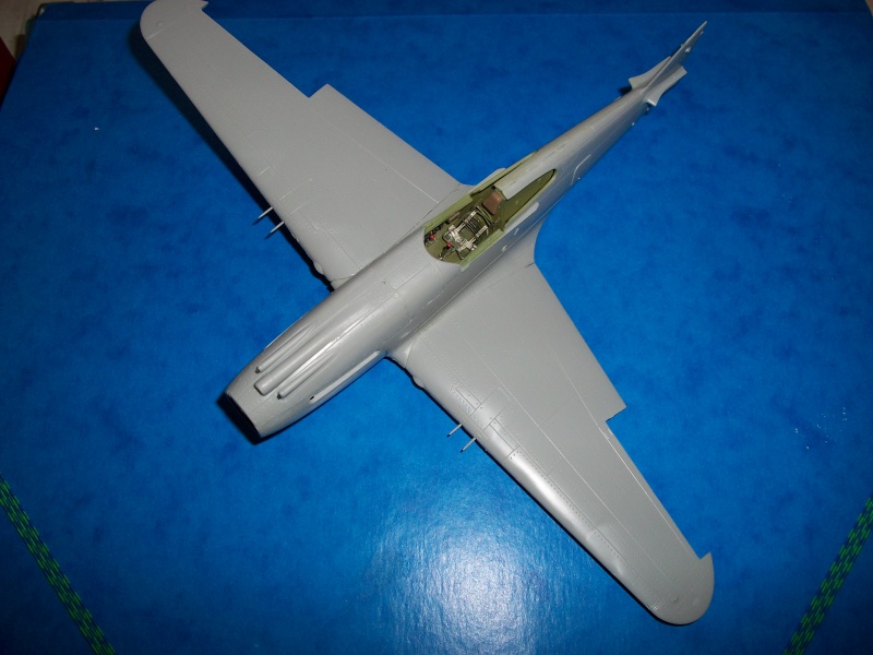 [Trumpeter] Curtiss P40B Warhawk 1/48 (N° 21 Papy Boyington) 238231P40Bmontage008