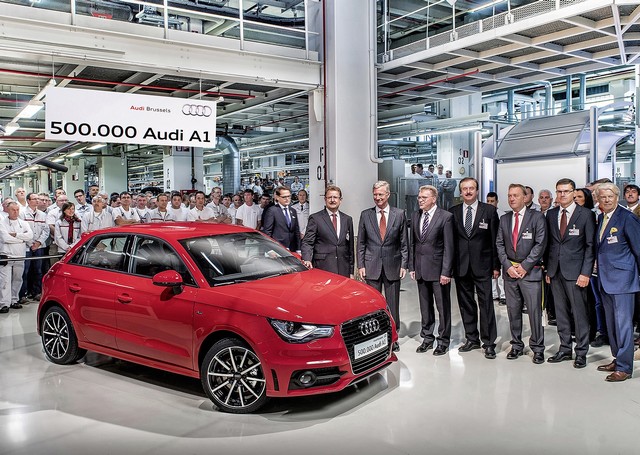 Jubilé à Bruxelles : la 500 000ème Audi A1 243614AU140717large