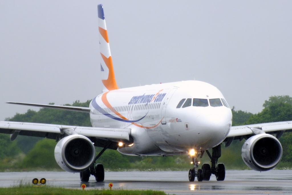 [20/05/2013] A320 (OK-HCB) Smart Wings 252517Main13012