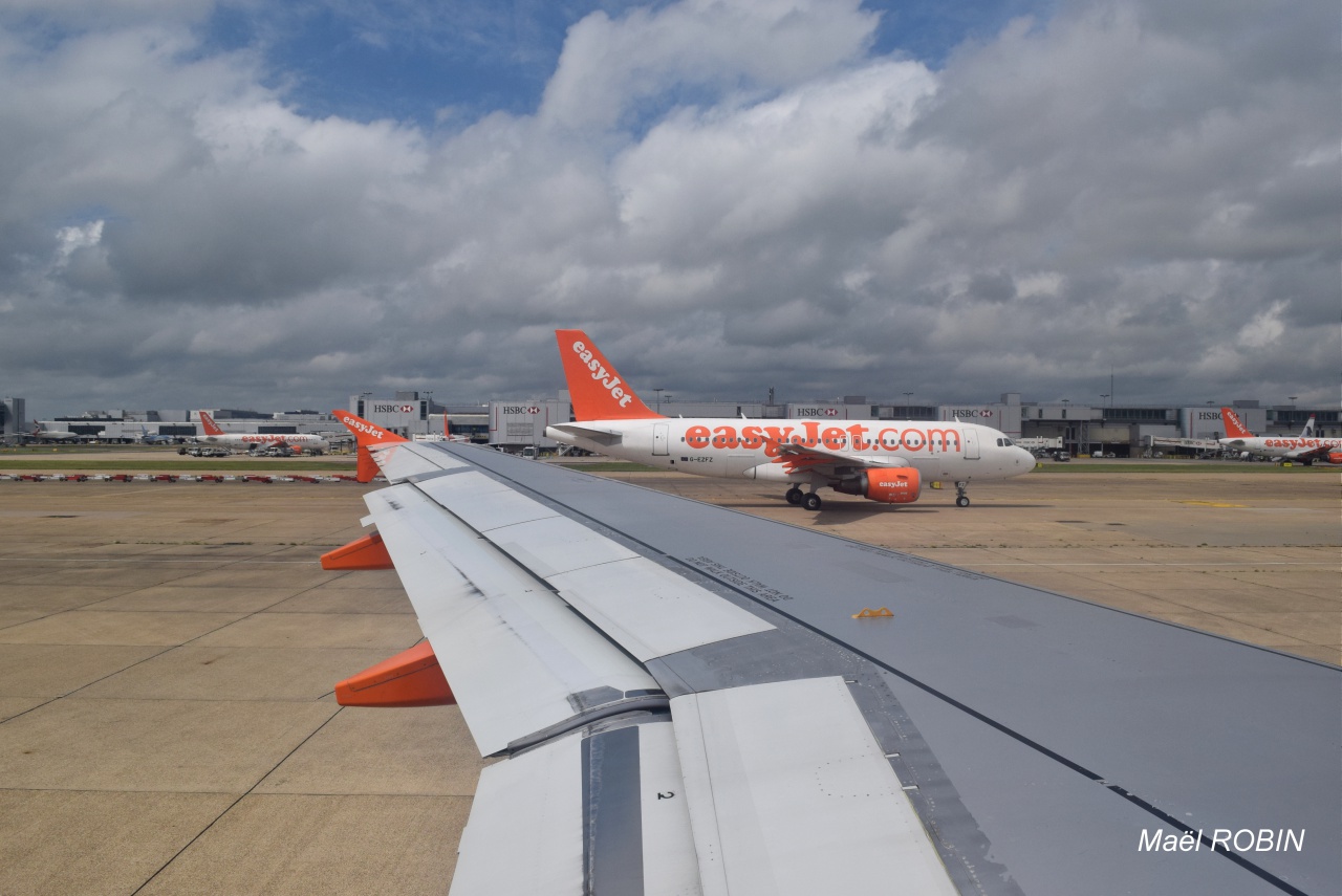 London Gatwick Airport (EGKK) Juillet 2016   262564DSC10953