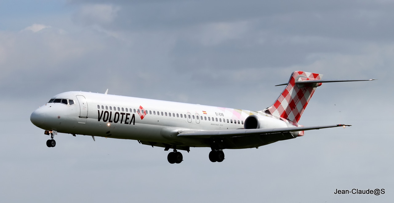 Volotea Airlines Boeing 717-2BL EI-EXB le 18.04.13 264583IMG1286filtered