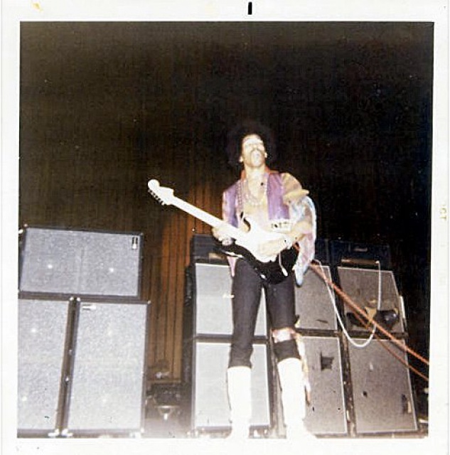 Jimi - Hendrix at New Experience The AN ELECTRONIC THANKSGIVING