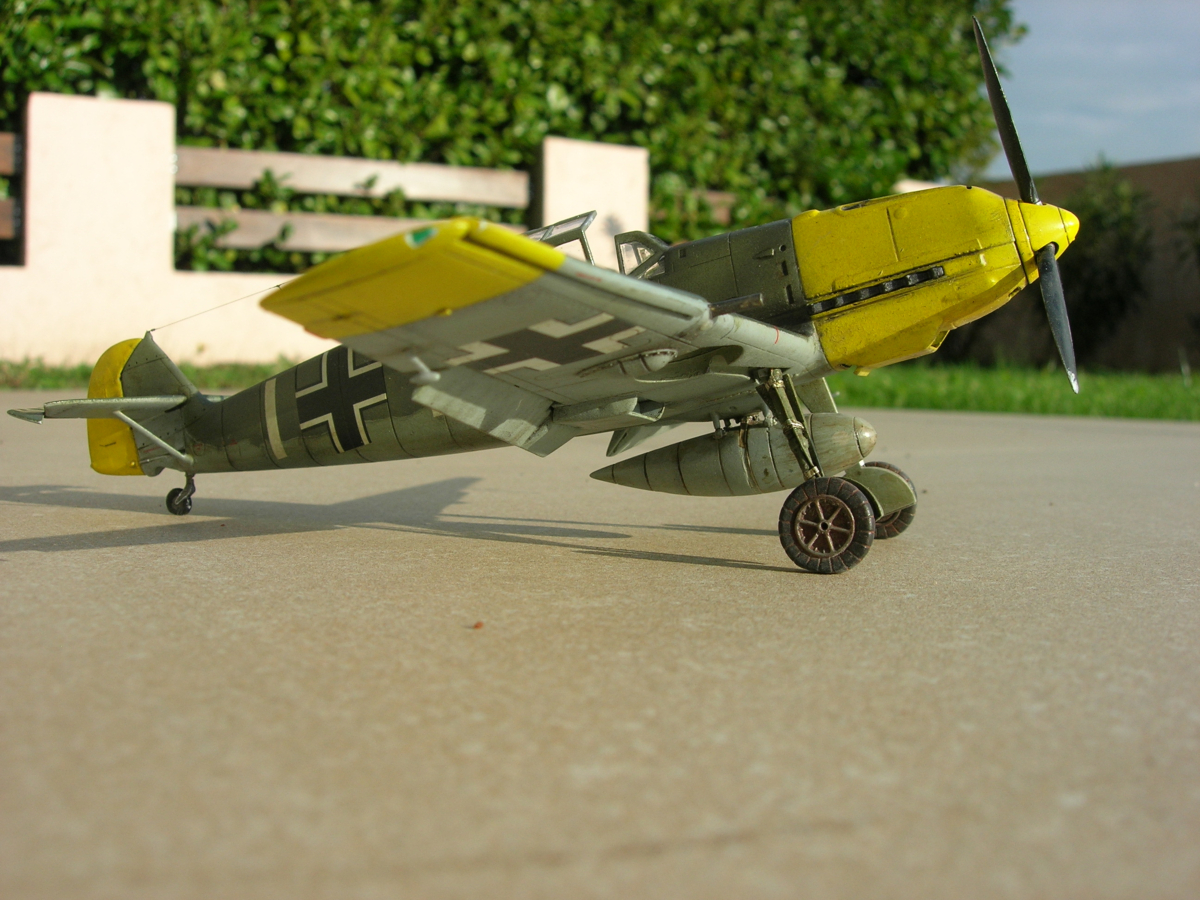 Airfix BF 109 E4 1/48 271778AirfixBF109E40004