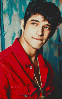 Tyler Posey ▬ 200*320 272532tylerposey20