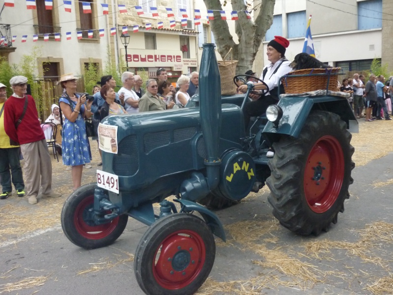 Défilé des vieux tracteurs 287905SENAS5Oct2014280