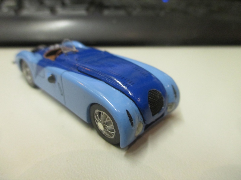 Bugatti type 57g Le Mans 1937 (scratch au 1/72) 322246IMG3797