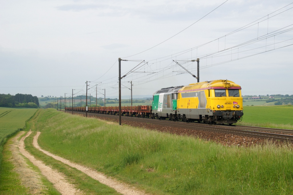 Quelques trains autour de Dijon 334946126BMai2014