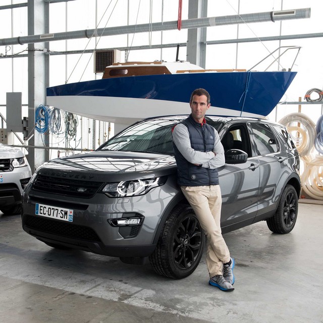 Land Rover France Encourage Armel Le Cleac'h Avant Le Départ Du Vendée Globe Et Devient « Voiture Officielle » De Cette 8ème édition  337212armellecleach7122