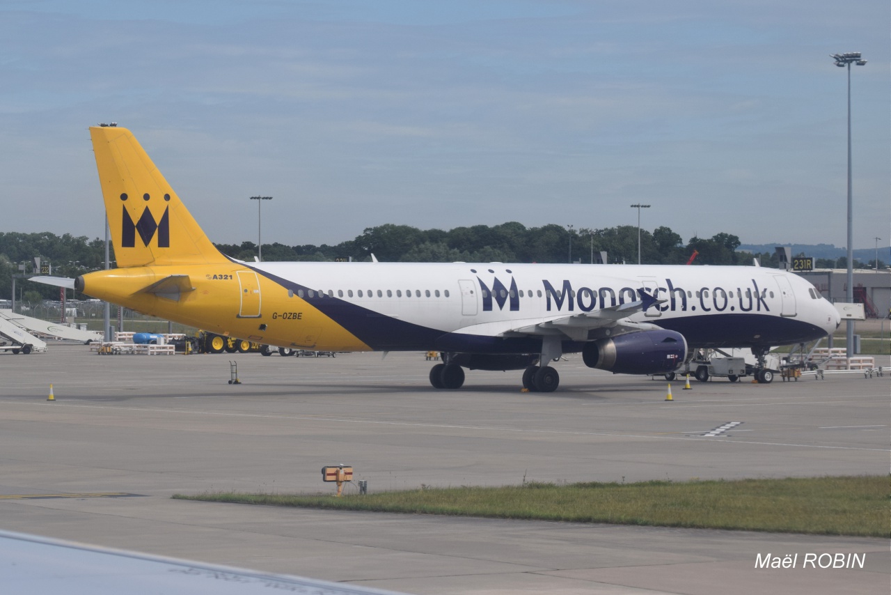 London Gatwick Airport (EGKK)  347108DSC0018