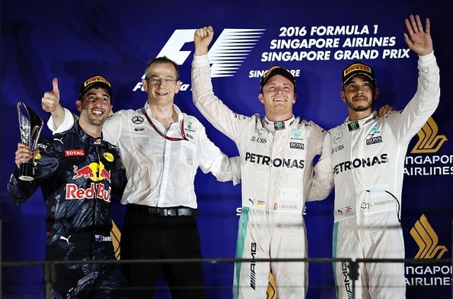 F1 GP de Singapour 2016 : Victoire Nico Rosberg 3674232016gpdesingapourRicciardoRosbergHamilton