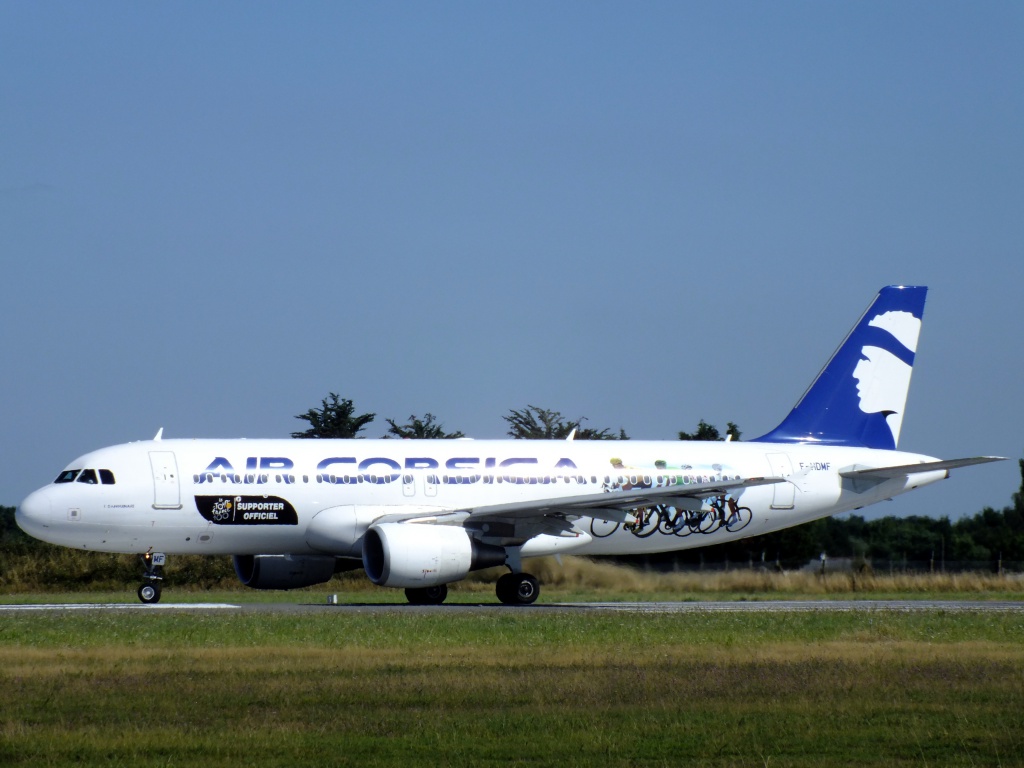 [02/05/2012] A320 F-HDMF AIR CORSICA Tour de France 2013 370593Aoutn4036