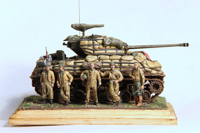 The usual suspects (TERMINE) M4A3E8 Dragon 1/35 - Page 2 370597IMG2742
