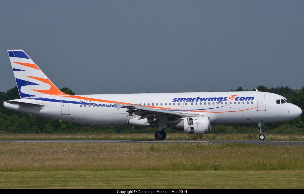 [31.05.2014] A320-211 (SX-BHV) Smartwings 373818CSC0111