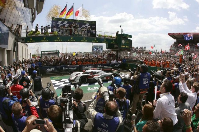 24 Heures du Mans 2014 : Audi Sport Team Joest bat Porsche et Toyota  3763402014lm24hrs16072large