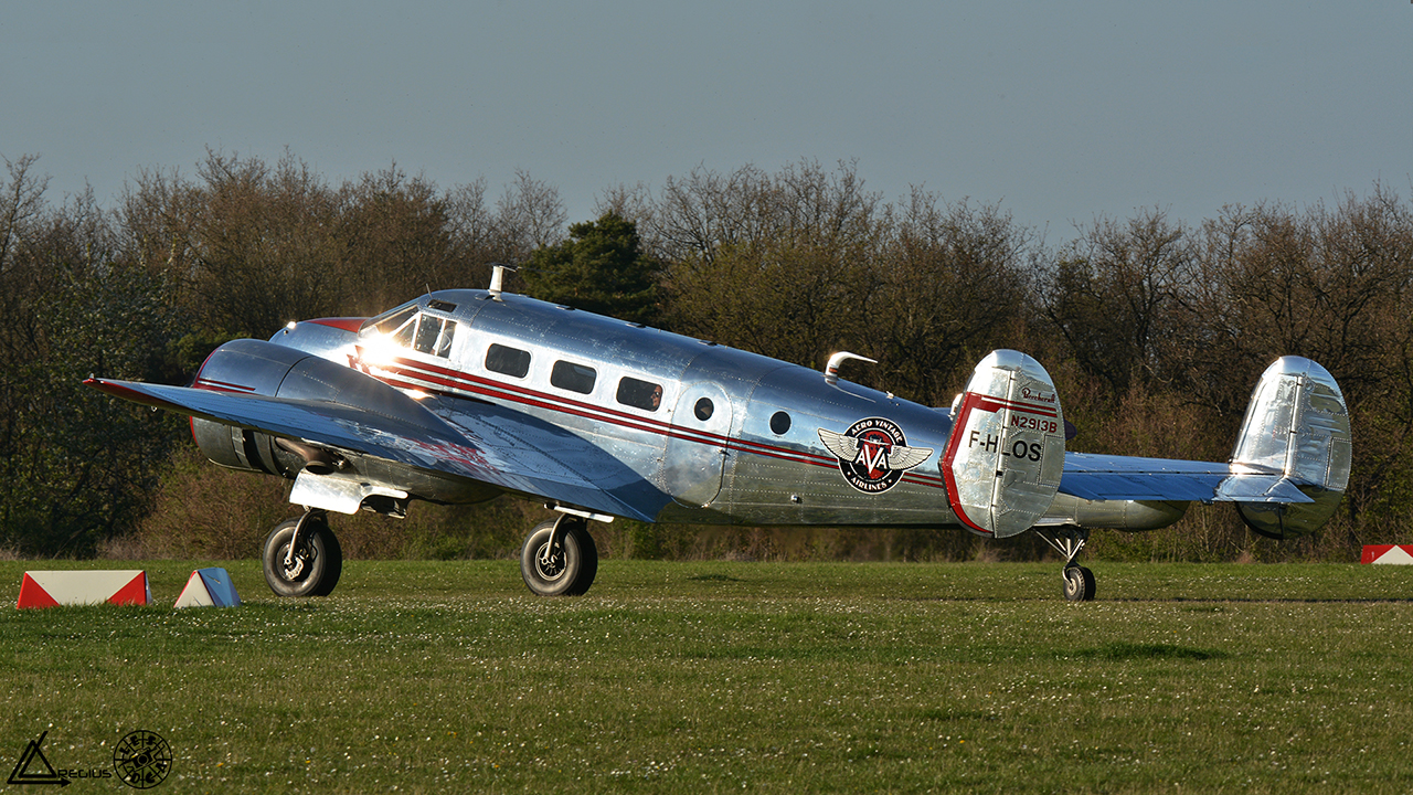 Alais - Aérodrome de La Ferté Alais - Page 17 3796811280LFPO201704091844102116