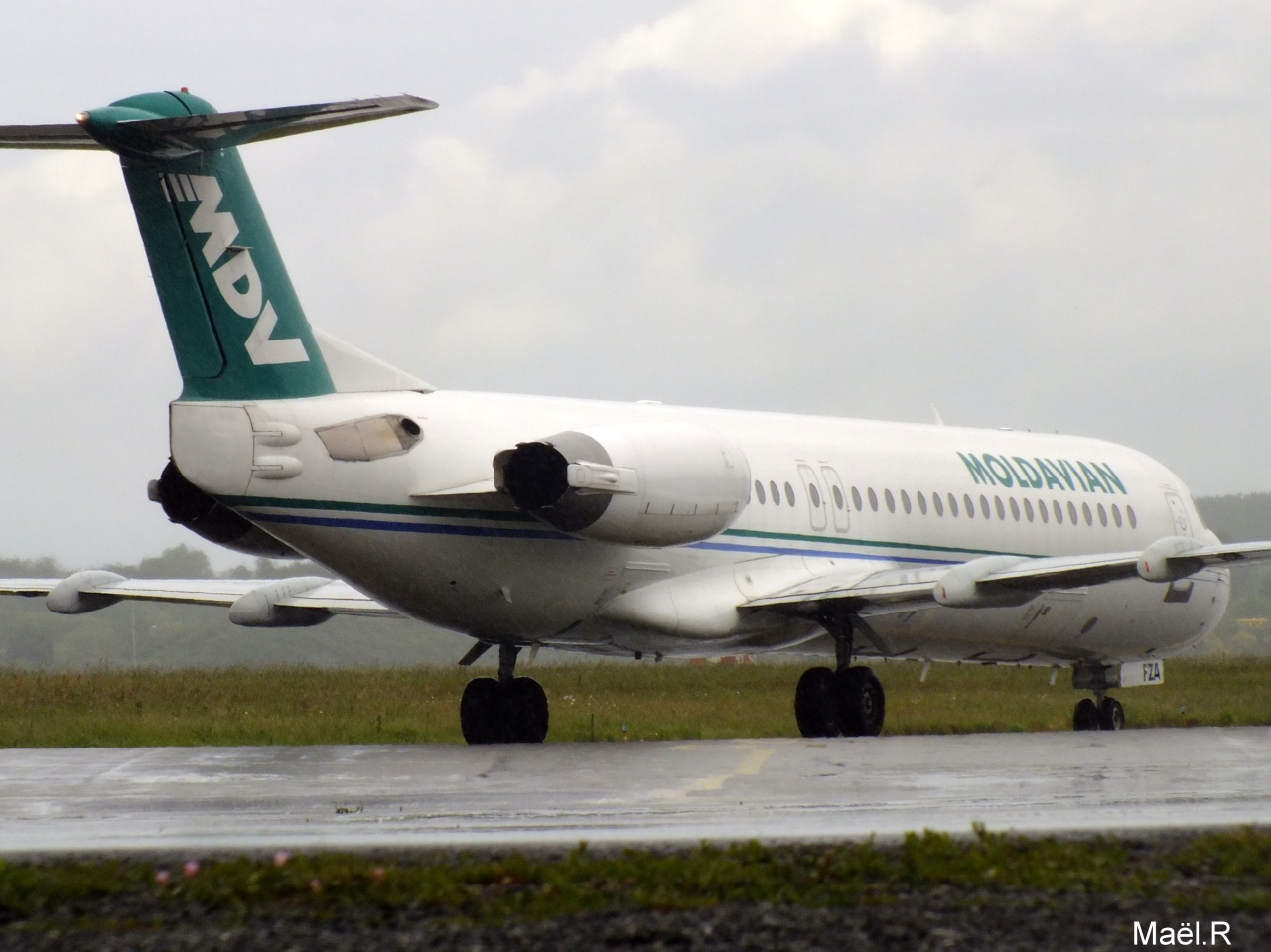 [23/05/2014] FOKKER 100 (ER-FZA) MOLDAVIAN 381950Main10065